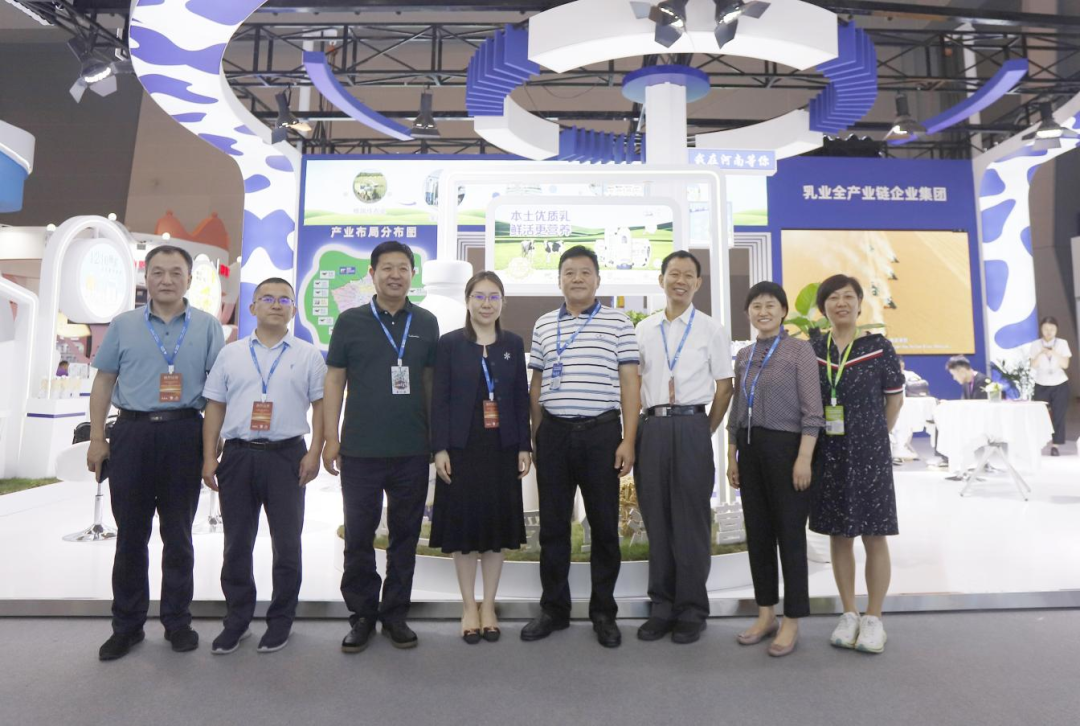 启航新征程 点亮新赛道丨28圈乳业集团加入第十四届中国奶业大会暨D20峰会，，，荣获“中国乳制品生产企业现代化品级5A级”评定殊荣