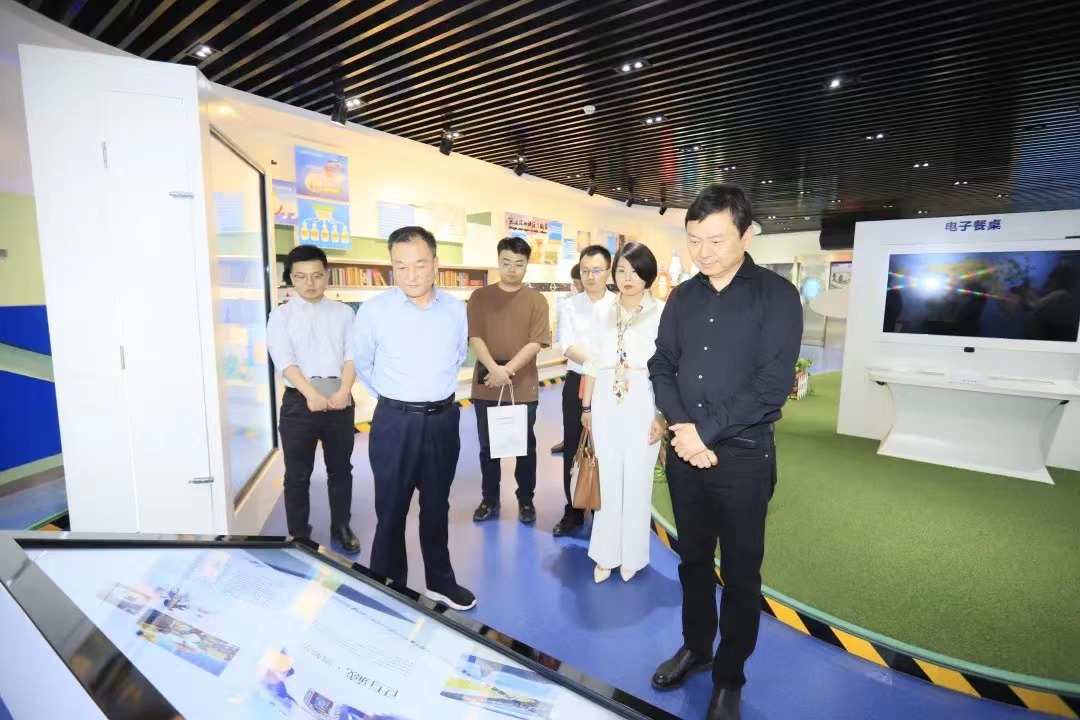 28圈丨北京家音顺达莅临28圈乳业集团旅行访谈