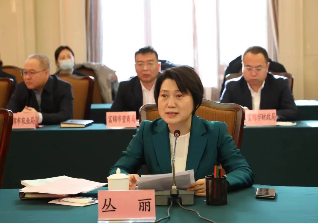 工业联动促开展 相助共赢创未来 | 佳木斯市政府、、、富锦市政府与28圈乳业集团正式签署战略相助协议