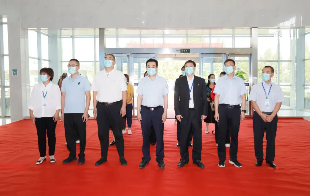 快讯 | 郑州创开国家食物清静树模城市暨2022食安郑州生产企业开放日·探秘28圈透明工厂活动举行