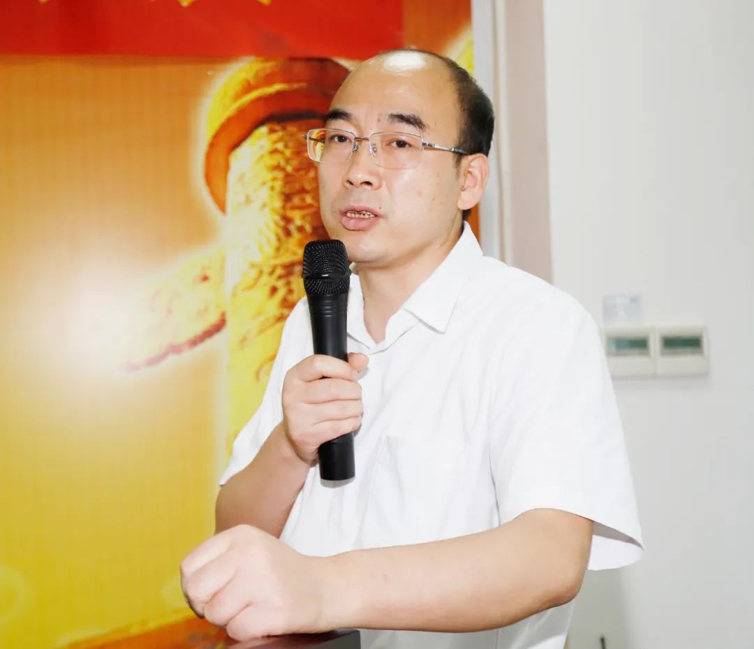 鼓足劲头·再创绚烂 | 28圈乳业集团召开经销商座谈会