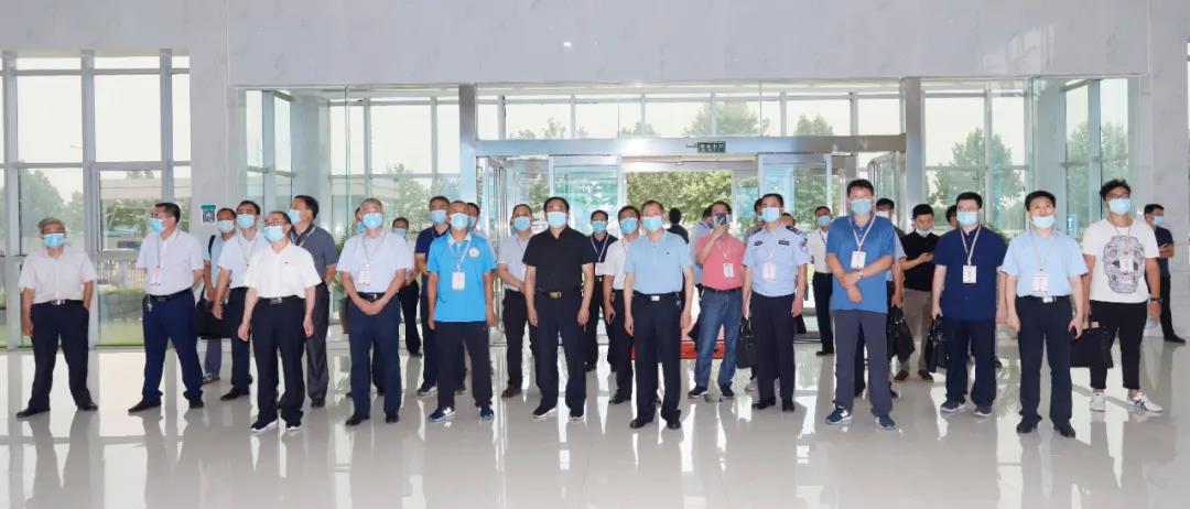 郑州市清静生产双重预防系统建设现场观摩会在28圈乳业集团郑州分公司召开