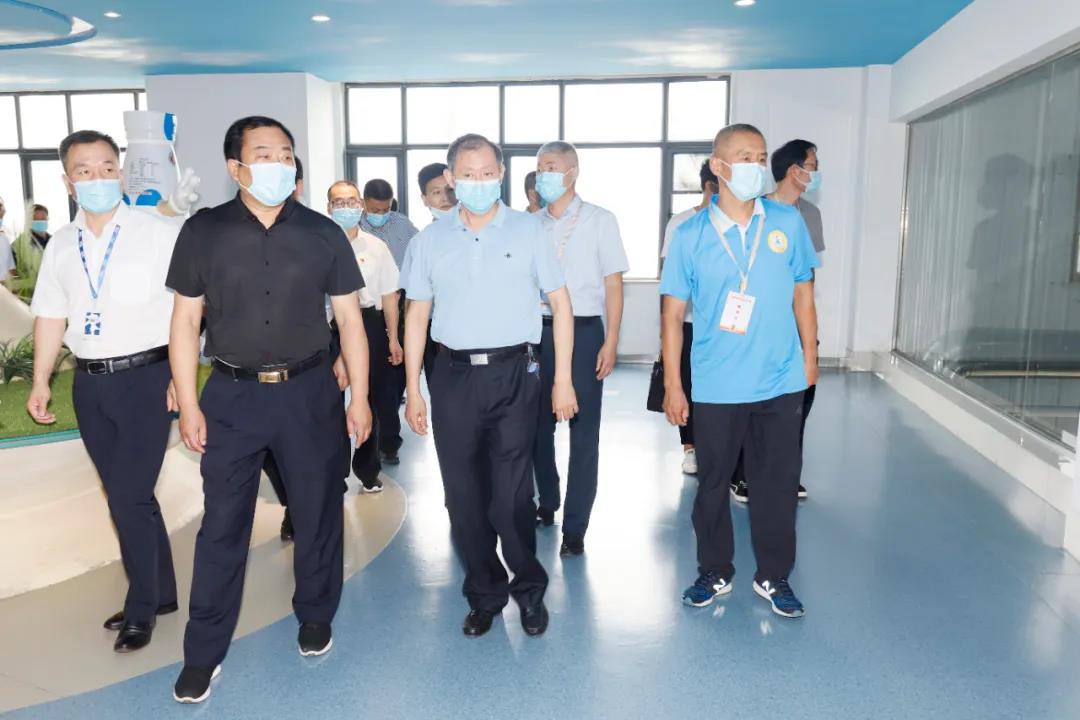 郑州市清静生产双重预防系统建设现场观摩会在28圈乳业集团郑州分公司召开