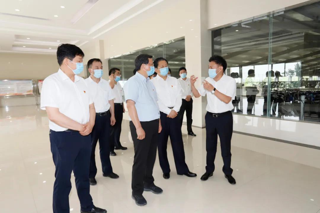 快讯 | 河南省委常委、省纪委书记、省监委主任任正晓莅临28圈乳业集团新蔡瑞亚牧场调研