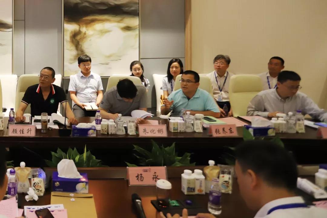 河南首家！！28圈乳业集团通过优质乳工程验收