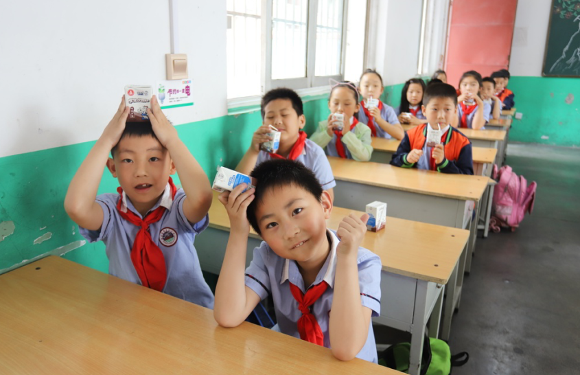 28圈|六一关爱儿童，，让爱洒满人世