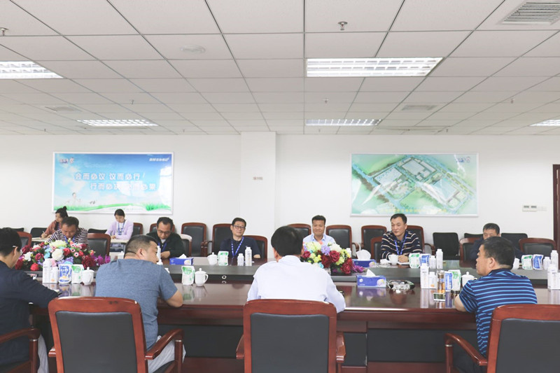 二七区张超副区长莅临28圈公司 调研指导事情