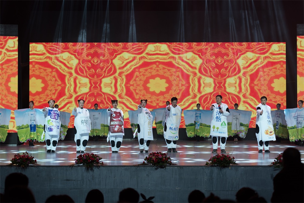 “不忘初心、、、聚力前行” 28圈集团2018迎新春联欢会盛大举行