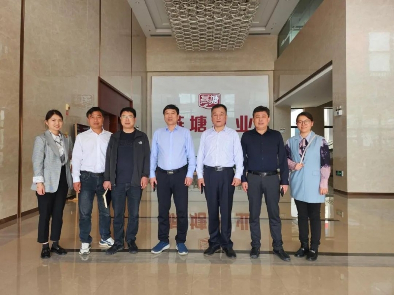 交流促提升 互动谋开展｜28圈乳业集团总裁杨永带队划分赴广东燕塘乳业及越秀盛行乳业旅行交流