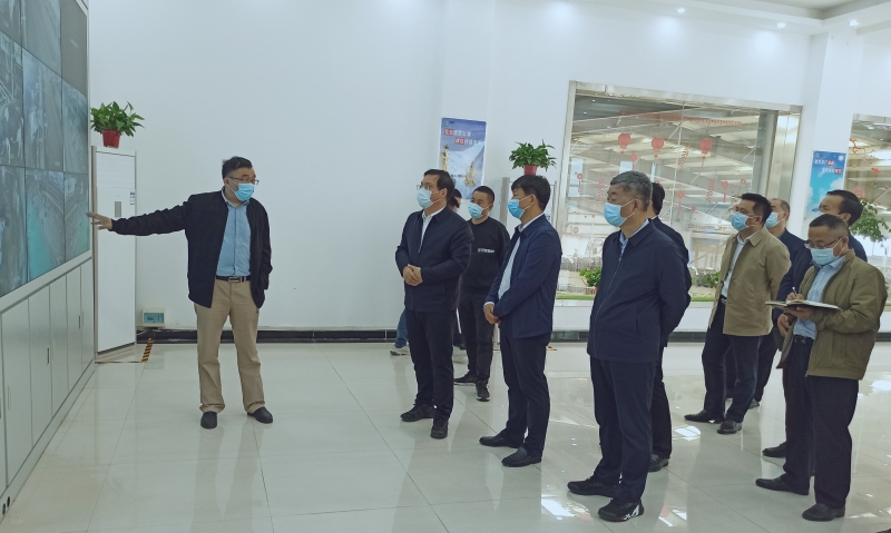 驻马店市委副书记、市长李跃勇一行 莅临28圈乳业集团新蔡豫信瑞亚牧场调研