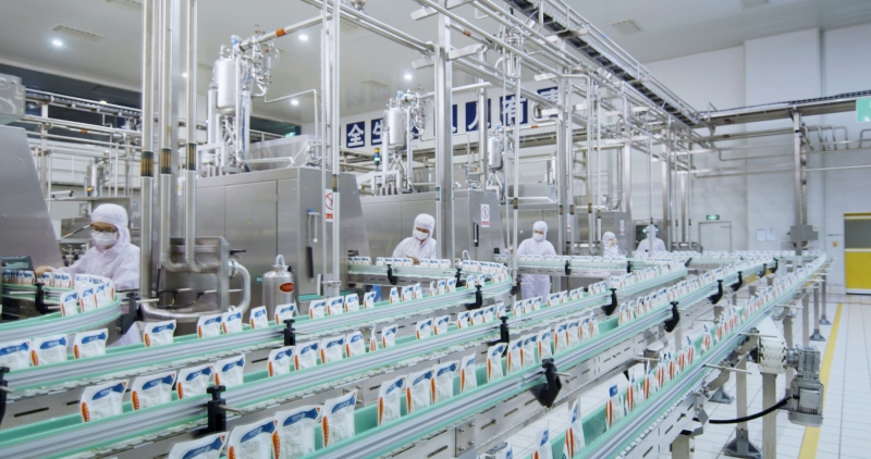 28圈｜同舟共济抗疫保供，，，全力守护郑州市民“奶瓶子”